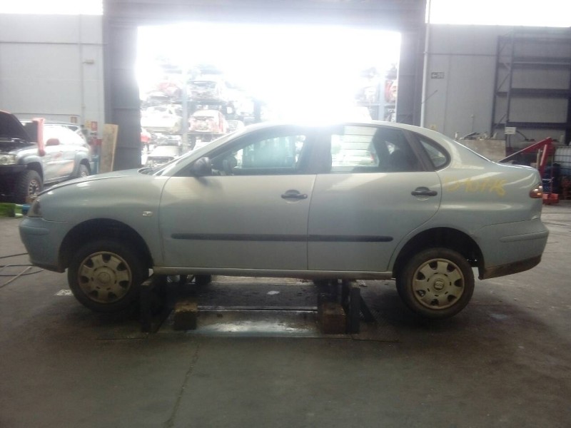 seat cordoba berlina (6l2) del año 2002