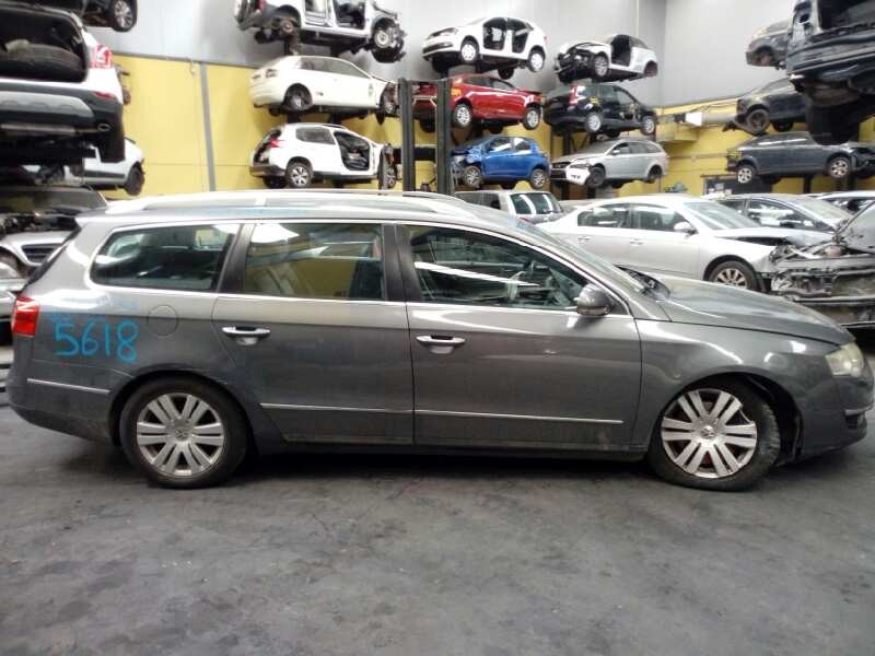 volkswagen passat variant (3c5) del año 2007