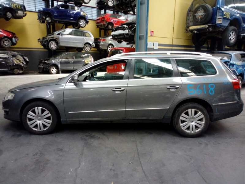 volkswagen passat variant (3c5) del año 2007