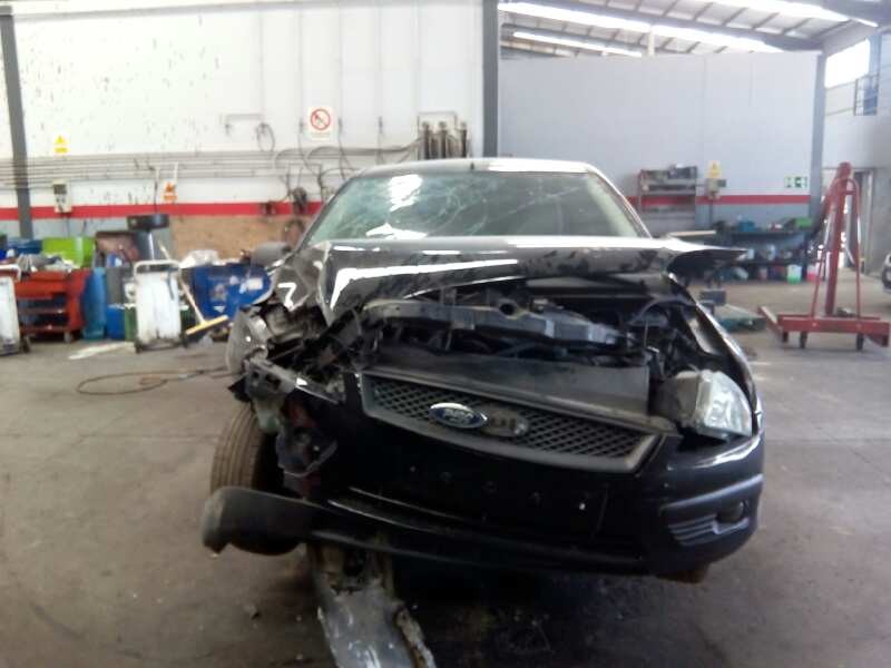 ford focus berlina (cap) del año 2005