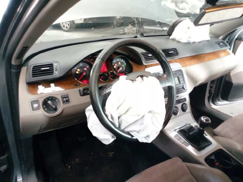 volkswagen passat variant (3c5) del año 2007