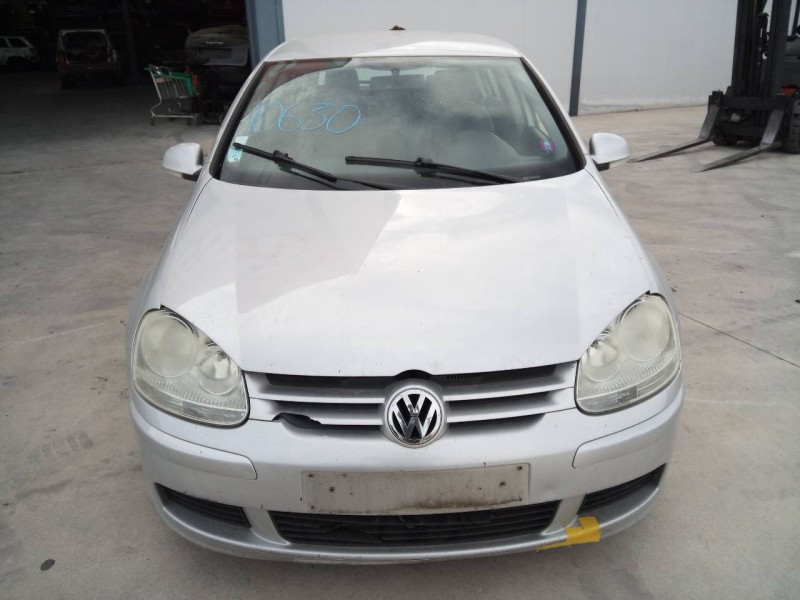 volkswagen golf v berlina (1k1) del año 2005