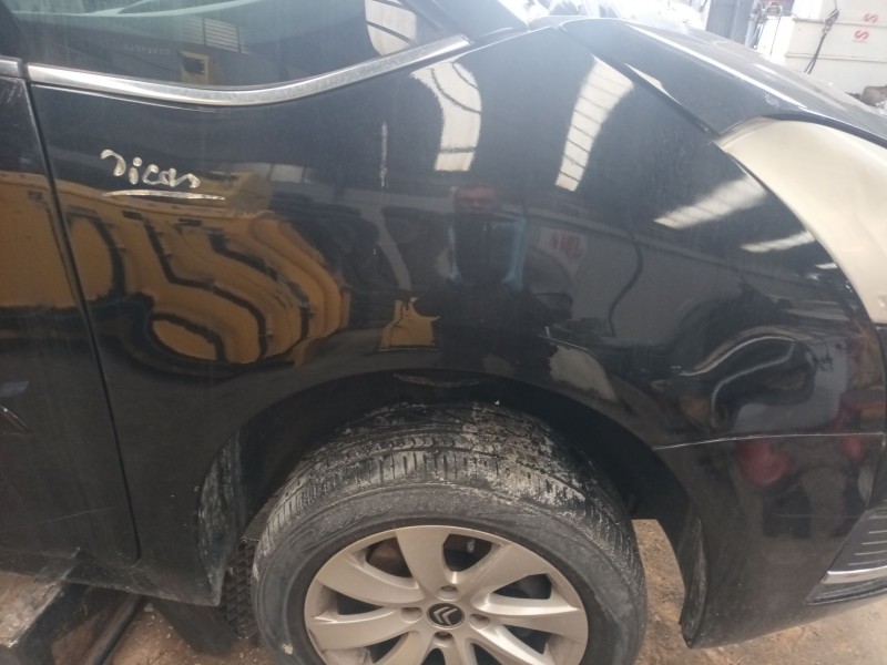 Recambio de aleta delantera derecha para citroën c4 picasso i monospace (ud_) 1.6 hdi 110 referencia OEM IAM   