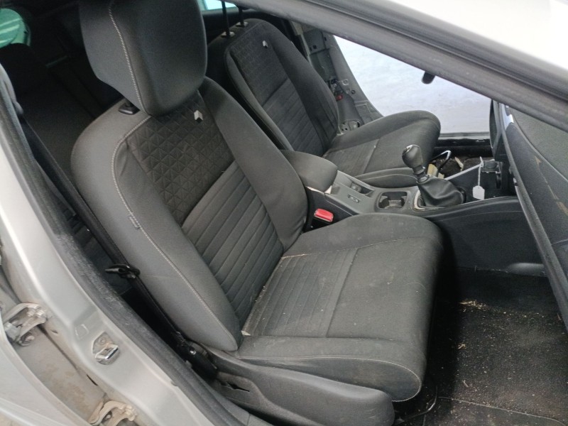 renault megane iii hatchback (bz0/1_, b3_) del año 2014