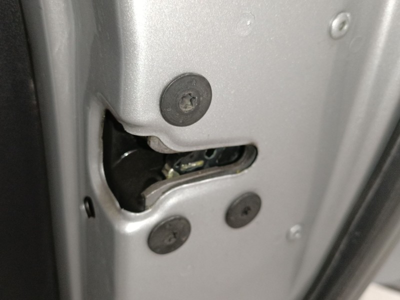 Recambio de cerradura puerta trasera derecha para renault megane iii hatchback (bz0/1_, b3_) 1.2 tce (bz2b, bz11) referencia OEM