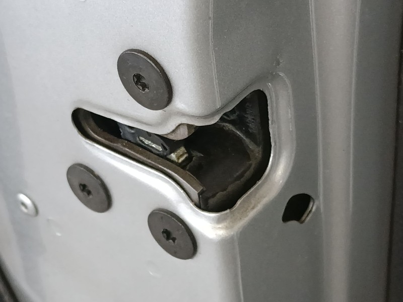 Recambio de cerradura puerta trasera izquierda para renault megane iii hatchback (bz0/1_, b3_) 1.2 tce (bz2b, bz11) referencia O