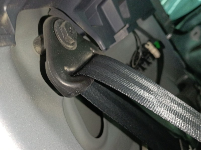 Recambio de cinturon seguridad trasero derecho para renault megane iii hatchback (bz0/1_, b3_) 1.2 tce (bz2b, bz11) referencia O