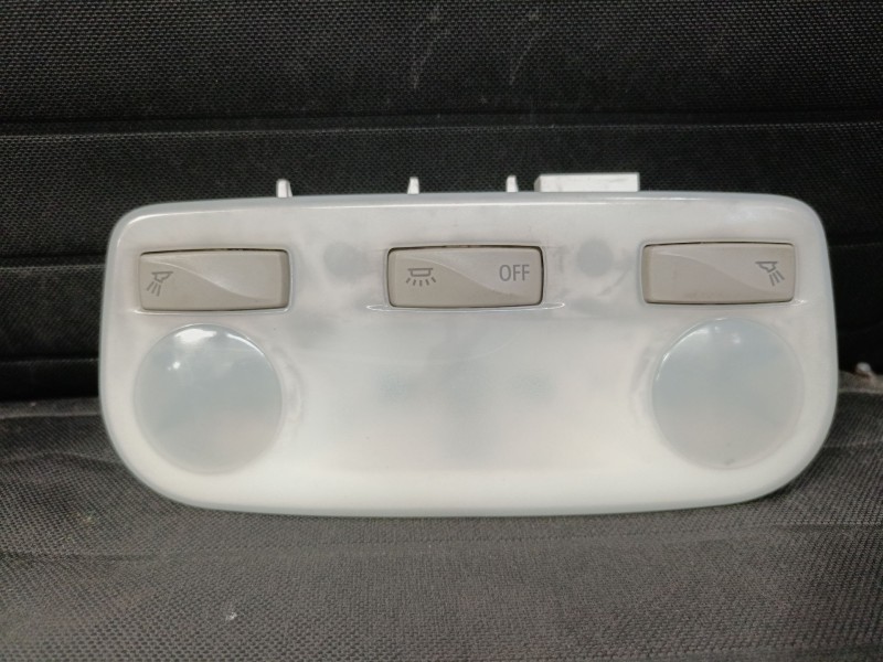 Recambio de luz interior para renault megane iii hatchback (bz0/1_, b3_) 1.2 tce (bz2b, bz11) referencia OEM IAM   