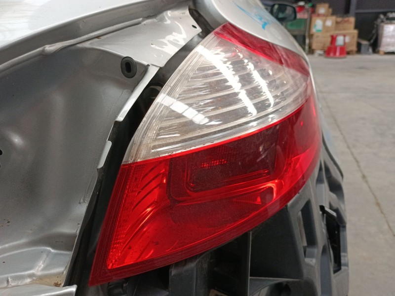 Recambio de piloto trasero derecho para renault megane iii hatchback (bz0/1_, b3_) 1.2 tce (bz2b, bz11) referencia OEM IAM   