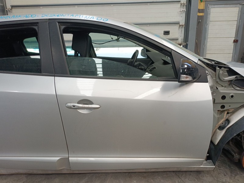 Recambio de puerta delantera derecha para renault megane iii hatchback (bz0/1_, b3_) 1.2 tce (bz2b, bz11) referencia OEM IAM   