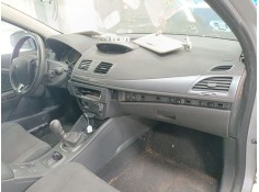 Recambio de salpicadero para renault megane iii hatchback (bz0/1_, b3_) 1.2 tce (bz2b, bz11) referencia OEM IAM   
