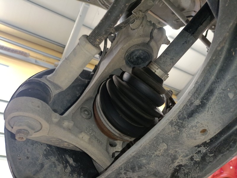 Recambio de mangueta delantera izquierda para audi q3 sportback (f3n) 35 tdi referencia OEM IAM   