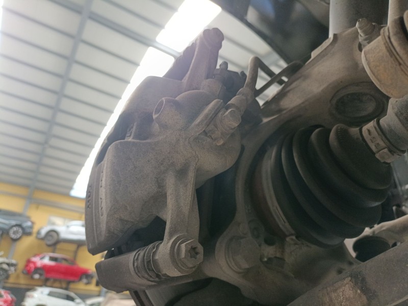 Recambio de pinza freno delantera derecha para audi q3 sportback (f3n) 35 tdi referencia OEM IAM   