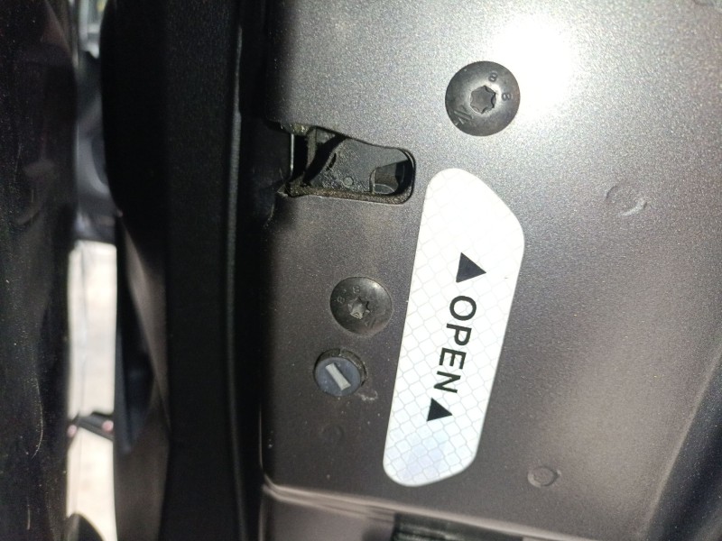 Recambio de cerradura puerta trasera derecha para peugeot rifter 1.5 bluehdi 130 referencia OEM IAM   