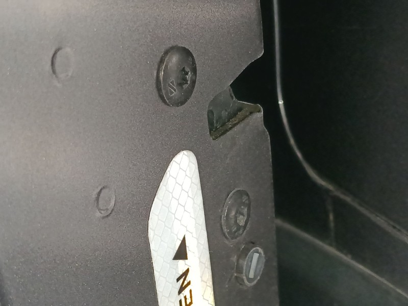 Recambio de cerradura puerta trasera izquierda para peugeot rifter 1.5 bluehdi 130 referencia OEM IAM   
