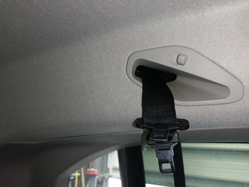 Recambio de cinturon seguridad trasero central para peugeot rifter 1.5 bluehdi 130 referencia OEM IAM   