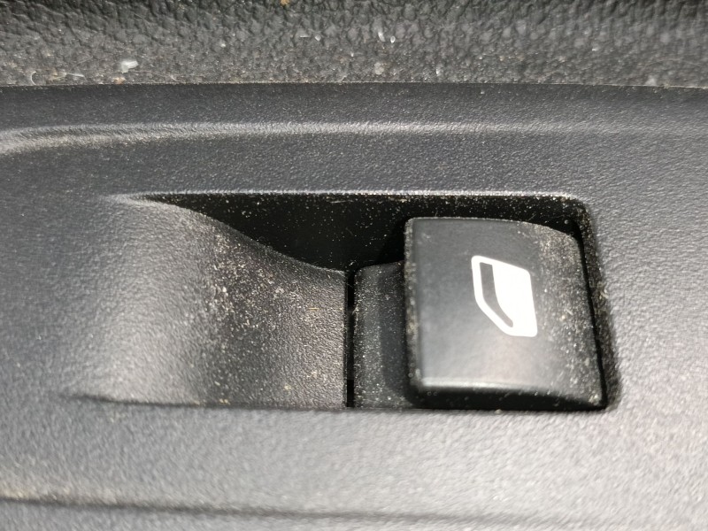 Recambio de mando elevalunas delantero derecho para peugeot rifter 1.5 bluehdi 130 referencia OEM IAM   