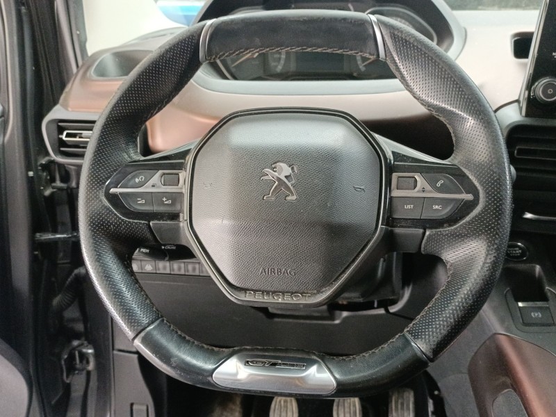 Recambio de volante para peugeot rifter 1.5 bluehdi 130 referencia OEM IAM   