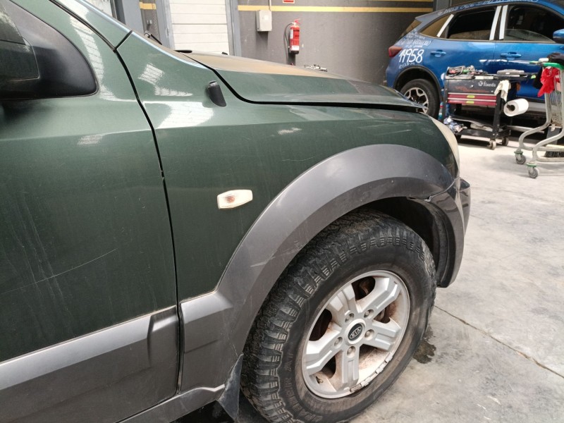 Recambio de aleta delantera derecha para kia sorento i (jc) 2.5 crdi referencia OEM IAM   