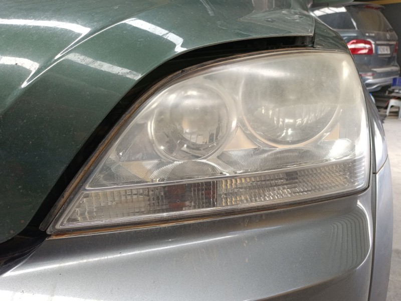Recambio de faro izquierdo para kia sorento i (jc) 2.5 crdi referencia OEM IAM   
