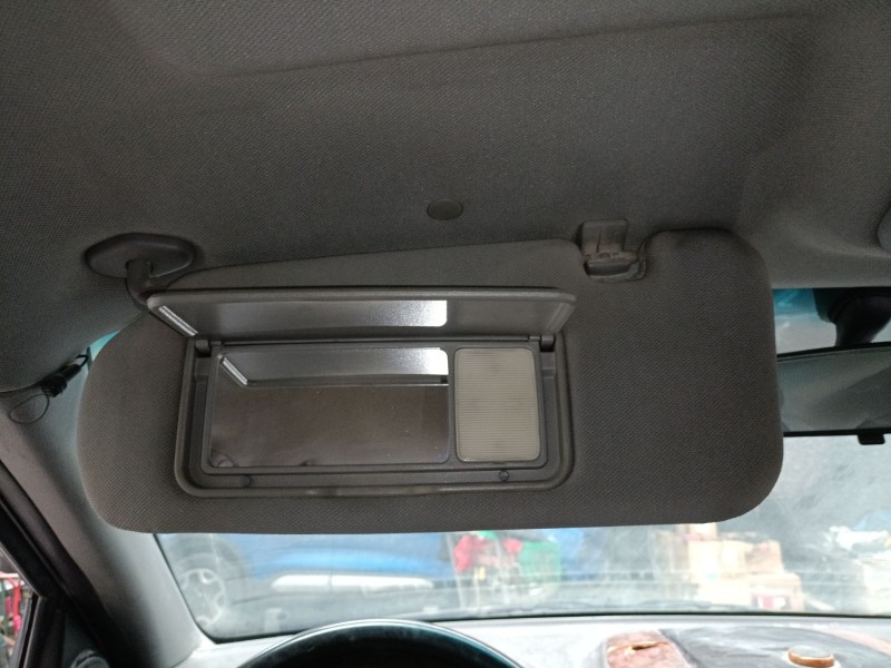 Recambio de parasol izquierdo para kia sorento i (jc) 2.5 crdi referencia OEM IAM   
