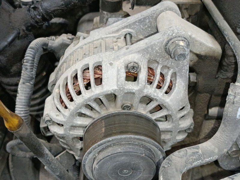 Recambio de alternador para kia sorento i (jc) 2.5 crdi referencia OEM IAM 373004A112  