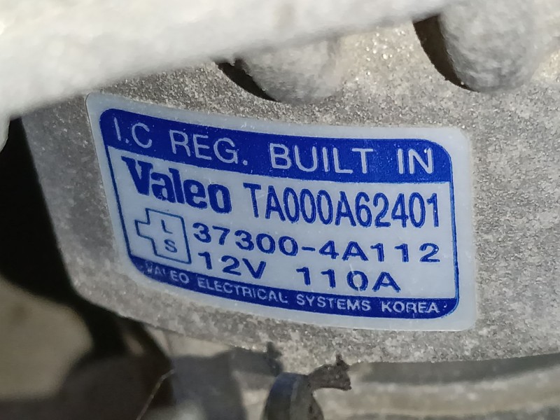 Recambio de alternador para kia sorento i (jc) 2.5 crdi referencia OEM IAM 373004A112  