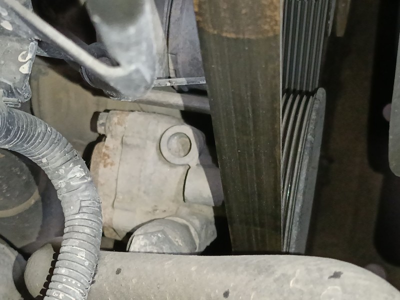 Recambio de bomba direccion para kia sorento i (jc) 2.5 crdi referencia OEM IAM   