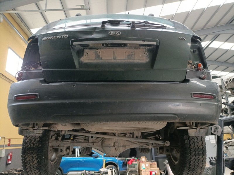 Recambio de paragolpes trasero para kia sorento i (jc) 2.5 crdi referencia OEM IAM   