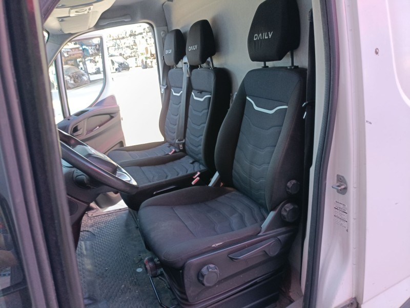 iveco daily vi furgoneta del año 2022