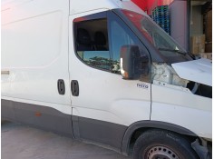 Recambio de puerta delantera derecha para iveco daily vi furgoneta 35s18, 35c18, 40c18, 50c18, 60c18, 65c18, 70c18 referencia OE 2