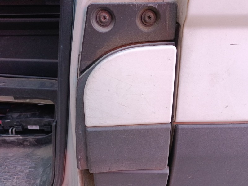 Recambio de tapa exterior combustible para iveco daily vi furgoneta 35s18, 35c18, 40c18, 50c18, 60c18, 65c18, 70c18 referencia O