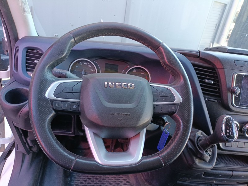 Recambio de volante para iveco daily vi furgoneta 35s18, 35c18, 40c18, 50c18, 60c18, 65c18, 70c18 referencia OEM IAM   