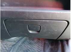 Recambio de guantera para iveco daily vi furgoneta 35s18, 35c18, 40c18, 50c18, 60c18, 65c18, 70c18 referencia OEM IAM   