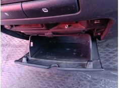 Recambio de guantera para iveco daily vi furgoneta 35s18, 35c18, 40c18, 50c18, 60c18, 65c18, 70c18 referencia OEM IAM    2