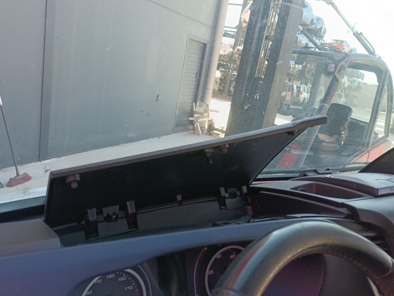 Recambio de guantera para iveco daily vi furgoneta 35s18, 35c18, 40c18, 50c18, 60c18, 65c18, 70c18 referencia OEM IAM   