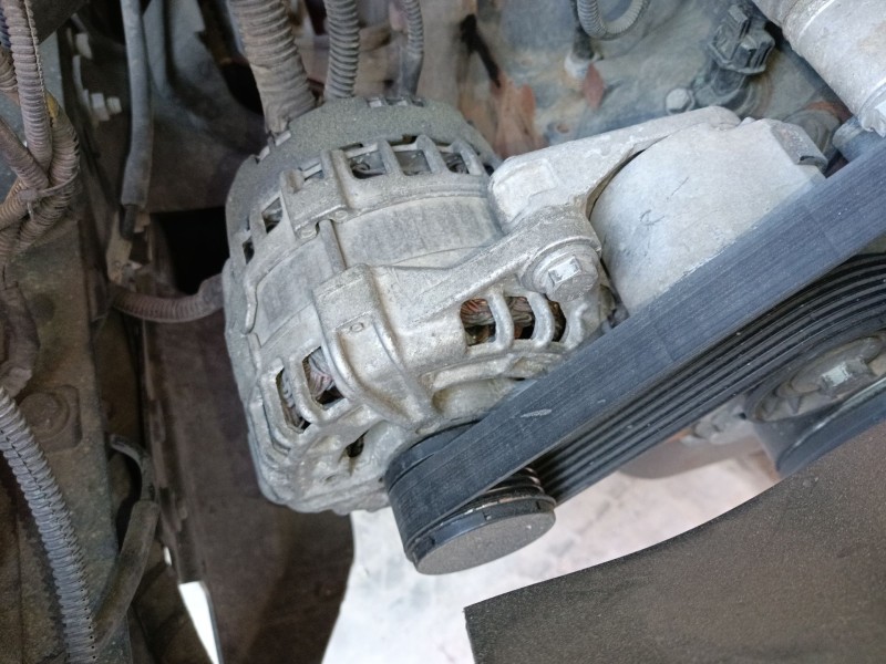 Recambio de alternador para iveco daily vi furgoneta 35s18, 35c18, 40c18, 50c18, 60c18, 65c18, 70c18 referencia OEM IAM   