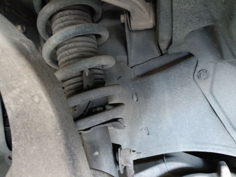 Recambio de amortiguador delantero izquierdo para infiniti m (y51) 30d referencia OEM IAM   