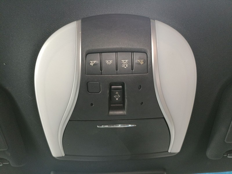 Recambio de luz interior para infiniti m (y51) 30d referencia OEM IAM   