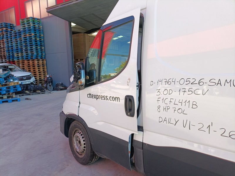 Recambio de puerta delantera izquierda para iveco daily vi furgoneta 35s18, 35c18, 40c18, 50c18, 60c18, 65c18, 70c18 referencia 