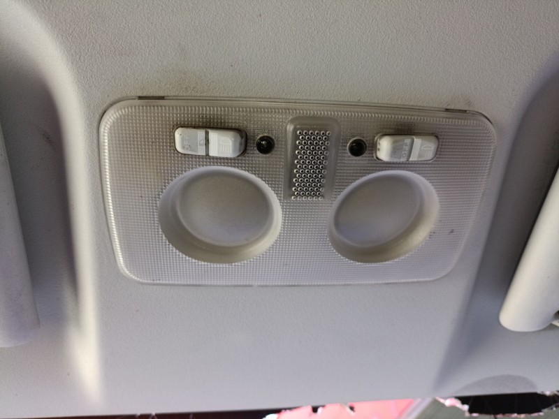 Recambio de luz interior para iveco daily vi furgoneta 35s18, 35c18, 40c18, 50c18, 60c18, 65c18, 70c18 referencia OEM IAM   