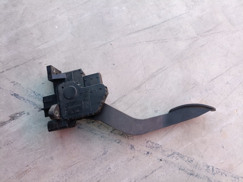 Recambio de pedal acelerador para iveco daily vi furgoneta 35s18, 35c18, 40c18, 50c18, 60c18, 65c18, 70c18 referencia OEM IAM 58