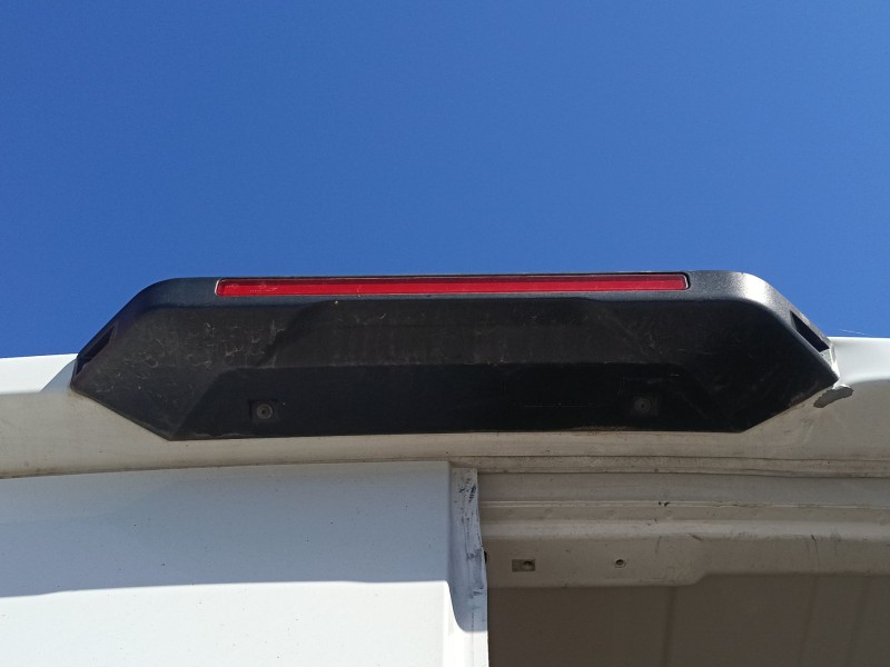 Recambio de luz central de freno para iveco daily vi furgoneta 35s18, 35c18, 40c18, 50c18, 60c18, 65c18, 70c18 referencia OEM IA