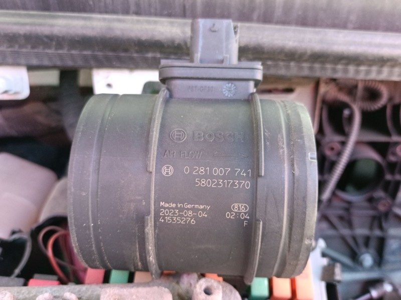 Recambio de caudalimetro para iveco daily vi furgoneta 35s18, 35c18, 40c18, 50c18, 60c18, 65c18, 70c18 referencia OEM IAM   