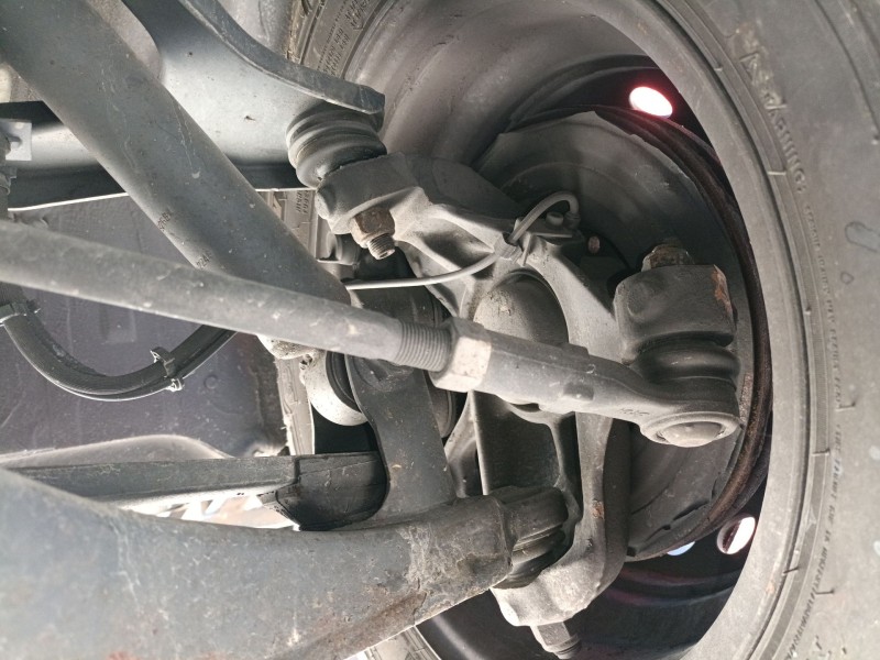 Recambio de mangueta delantera izquierda para iveco daily vi furgoneta 35s18, 35c18, 40c18, 50c18, 60c18, 65c18, 70c18 referenci