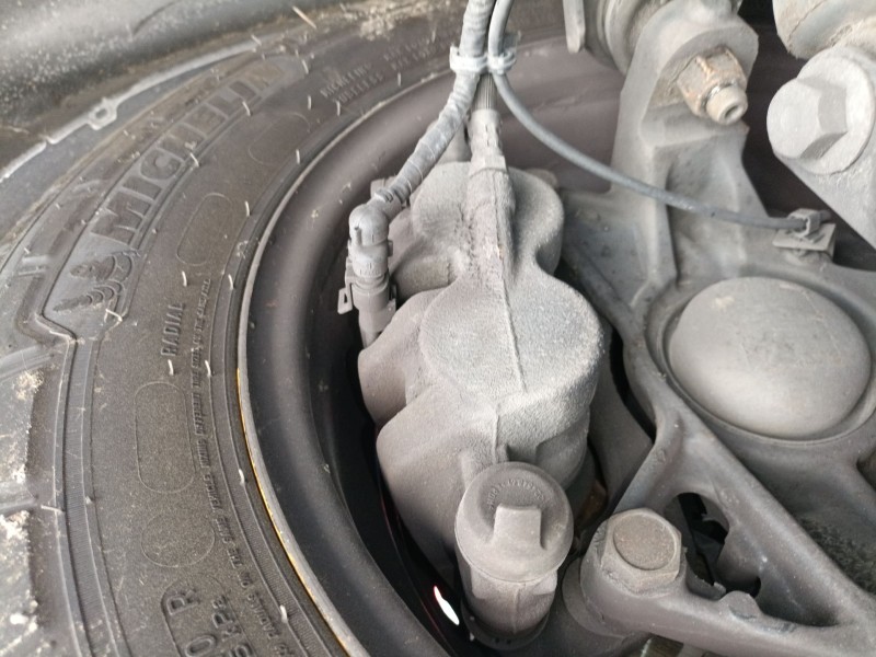 Recambio de pinza freno delantera izquierda para iveco daily vi furgoneta 35s18, 35c18, 40c18, 50c18, 60c18, 65c18, 70c18 refere