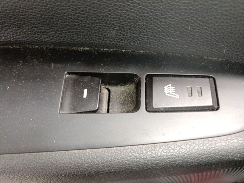 Recambio de mando elevalunas trasero izquierdo para hyundai tucson (tl, tle) 2.0 crdi referencia OEM IAM   