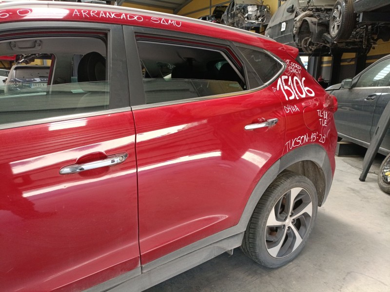Recambio de puerta trasera izquierda para hyundai tucson (tl, tle) 2.0 crdi referencia OEM IAM   