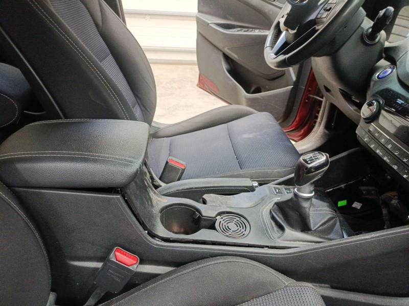Recambio de consola central para hyundai tucson (tl, tle) 2.0 crdi referencia OEM IAM   