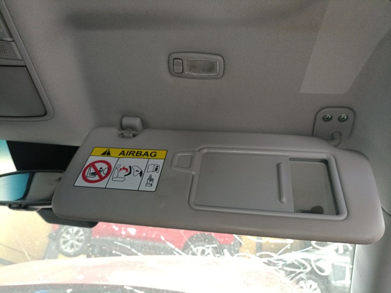 Recambio de parasol derecho para hyundai tucson (tl, tle) 2.0 crdi referencia OEM IAM   